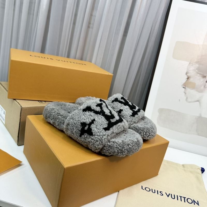 Louis Vuitton Slippers